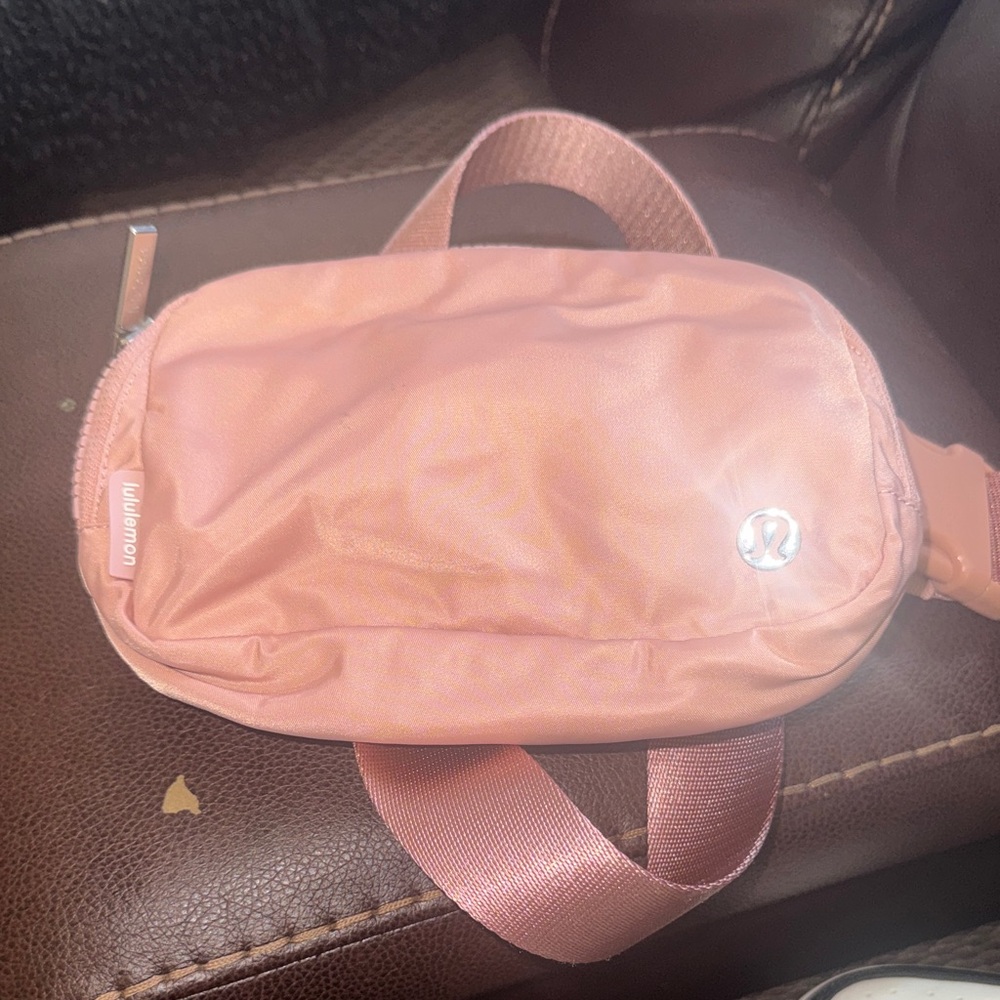 Lululemon belt bag